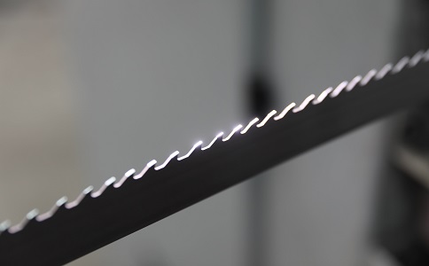 保亭双金属带锯条产生切削噪音的原因具体有哪些？
